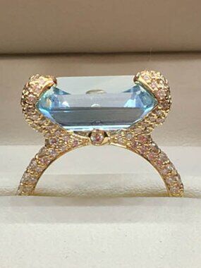 18K Yellow Gold 9ct Blue Topaz 1.25ct Diamond Ring – NEW in Box – IGA Appraised